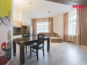 Prodej bytu 5+1, Karlovy Vary, nábřeží Jana Palacha, 340 m2