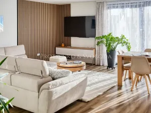 Prodej rodinného domu, Kamenice nad Lipou, Dobšova, 215 m2