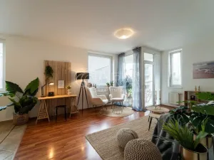 Prodej bytu 2+kk, Praha, Pastevců, 59 m2