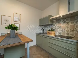 Prodej bytu 2+kk, Praha, Pastevců, 59 m2