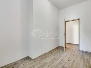 Prodej bytu 4+1, Praha - Vršovice, Vladivostocká, 86 m2