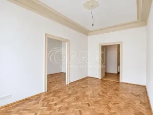Pronájem bytu 2+1, Praha - Staré Město, Kaprova, 84 m2