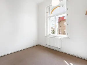 Pronájem bytu 3+kk, Praha, Lucemburská, 44 m2