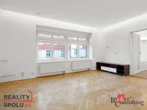 Prodej bytu 2+1, Praha - Bubeneč, V. P. Čkalova, 51 m2