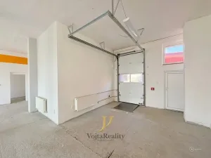 Pronájem obchodního prostoru, Olomouc, Holická, 144 m2