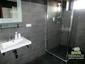 Pronájem ubytování, Blatnička, 830 m2