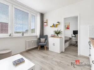 Pronájem bytu 2+kk, Praha - Hlubočepy, Lamačova, 32 m2