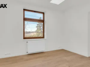 Prodej kanceláře, Třebíč - Stařečka, Sucheniova, 410 m2