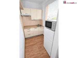 Pronájem bytu 1+1, Praha - Modřany, Botevova, 31 m2