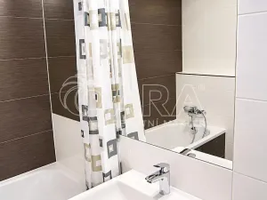 Pronájem bytu 2+kk, Praha - Střížkov, Střížkovská, 55 m2