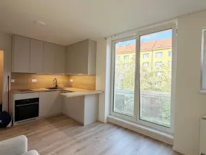 Pronájem bytu 1+kk, Praha - Strašnice, Strančická, 24 m2