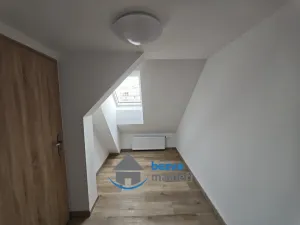 Pronájem bytu 3+1, Pardubice, K Višňovce, 88 m2