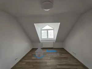 Pronájem bytu 3+1, Pardubice, K Višňovce, 88 m2