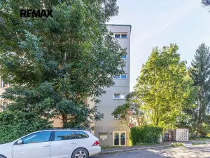 Prodej bytu 2+kk, Dobřichovice, Za Parkem, 42 m2