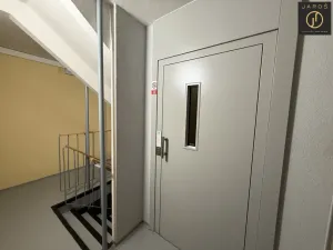 Prodej bytu 2+kk, Kladno, Hřebečská, 42 m2