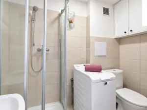 Prodej bytu 1+kk, Pardubice - Polabiny, Sluneční, 28 m2