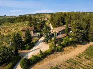Prodej výrobních prostor, Castellina in Chianti, Itálie, 1130 m2