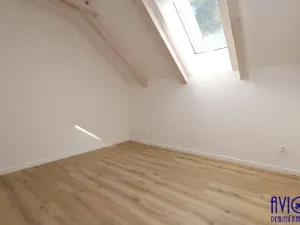 Pronájem vícegeneračního domu, Praha - Stodůlky, V borovičkách, 193 m2