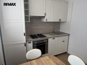 Pronájem bytu 2+1, Karlovy Vary, Jateční, 55 m2