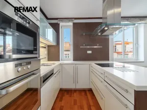 Prodej bytu 3+kk, Praha - Holešovice, Dobrovského, 107 m2