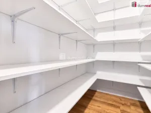 Prodej bytu 3+1, Karlovy Vary - Bohatice, Ostrovská, 76 m2