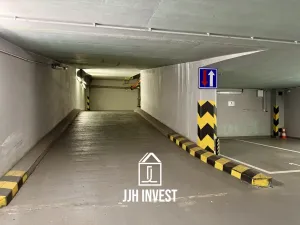 Pronájem garáže, Praha - Vinohrady, Lublaňská, 14 m2