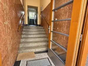 Pronájem bytu 1+kk, Praha - Vršovice, K louži, 35 m2