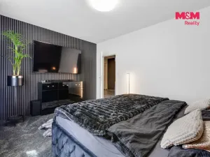 Prodej bytu 4+kk, Králův Dvůr - Levín, Na Lucberku, 141 m2