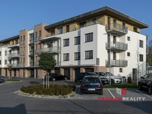 Pronájem bytu 2+kk, Hradec Králové - Nový Hradec Králové, Antonína Petrofa, 46 m2