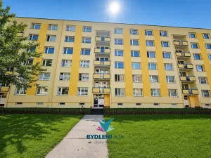 Prodej bytu 2+1, Krupka, Karla Čapka, 62 m2