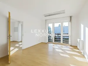 Pronájem rodinného domu, Praha - Lhotka, Slepá II, 273 m2