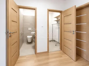 Pronájem rodinného domu, Postřižín, Na Stráni, 80 m2