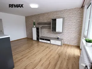 Pronájem bytu 3+kk, Loděnice, Za GZ, 64 m2