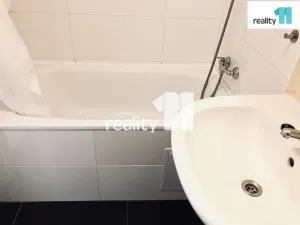 Prodej bytu 1+kk, Praha - Hrdlořezy, Českobrodská, 24 m2