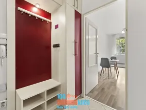 Prodej bytu 2+1, Praha - Karlín, Molákova, 63 m2