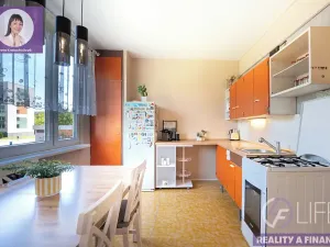 Prodej bytu 3+1, Hradec Králové, Formánkova, 70 m2