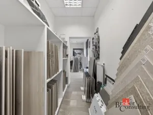Pronájem obchodního prostoru, Plzeň - Černice, Vltavínová, 66 m2