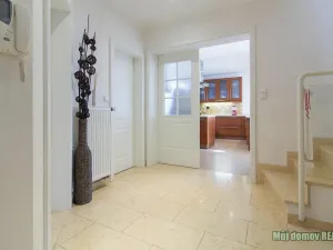 Prodej bytu 4+kk, Praha - Horní Počernice, U věže, 146 m2