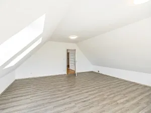 Prodej rodinného domu, Zvole, Přední, 230 m2