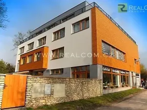 Pronájem obchodního prostoru, Praha - Újezd nad Lesy, Starokolínská, 8 m2