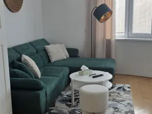 Pronájem bytu 1+1, Kolín - Kolín IV, Školská, 45 m2