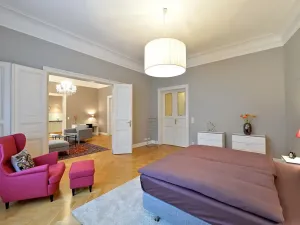 Pronájem bytu 3+1, Praha - Nové Město, Truhlářská, 119 m2