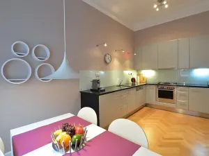 Pronájem bytu 3+1, Praha - Nové Město, Truhlářská, 119 m2