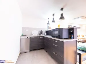 Prodej apartmánu, Staré Město - Stříbrnice, 450 m2