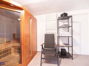 Prodej apartmánu, Staré Město - Stříbrnice, 450 m2