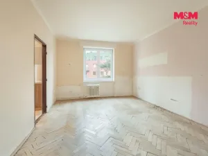 Prodej bytu 2+1, Praha - Hloubětín, Zelenečská, 48 m2