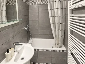 Pronájem bytu 2+kk, Praha, Květnového vítězství, 55 m2