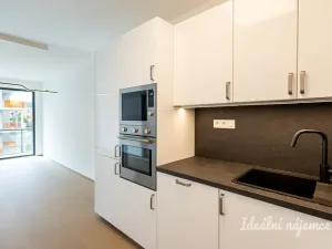Pronájem bytu 2+kk, Praha - Dolní Chabry, Za Pískovnou, 52 m2