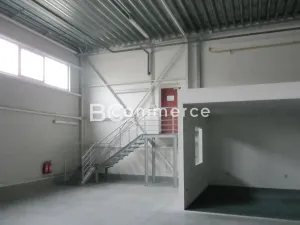 Pronájem skladu, Brno, 825 m2