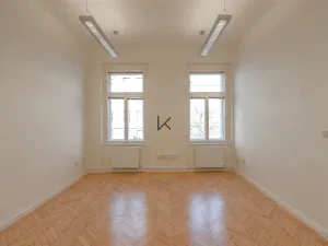 Pronájem kanceláře, Praha, Klimentská, 104 m2